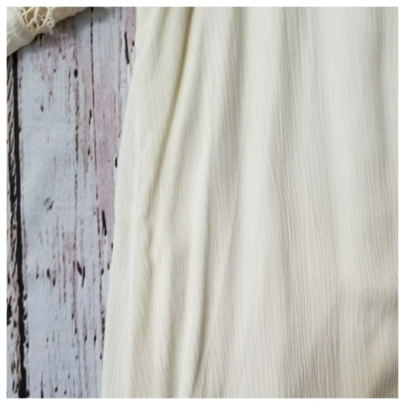 PlUS Ivory Dress With Lace Accents - Picture 6 of 7